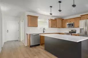 9129 Rustic Pine Rd, Madison, WI 53593 - Photo 3