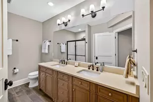 1500 E Bristlecone Dr, Hartland, WI 53029 - Photo 55