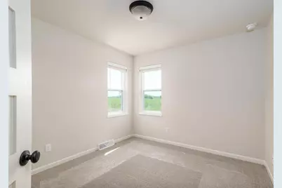 5299 Athlone Road, Fitchburg, WI 53711 - Photo 11