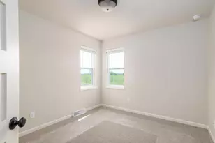 5299 Athlone Rd, Fitchburg, WI 53711 - Photo 11