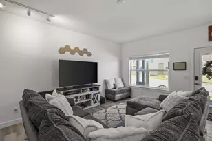 113 Lupine Ave, Poynette, WI 53955 - Photo 5