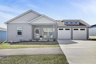 113 Lupine Ave, Poynette, WI 53955 - Photo 1