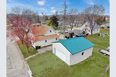 1222 S 7th Street, Prairie Du Chien, WI 53821 - Photo 1