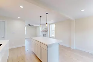 1222 S 7th St, Prairie Du Chien, WI 53821 - Photo 5