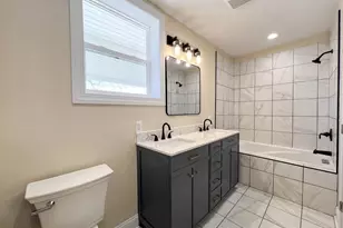 1222 S 7th St, Prairie Du Chien, WI 53821 - Photo 11