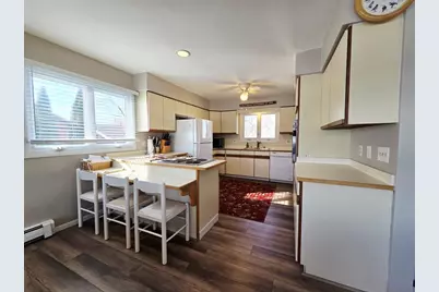 W5605 Island Drive, Pardeeville, WI 53954 - Photo 11