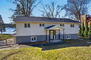 W5605 Island Dr, Pardeeville, WI 53954 - Photo 3