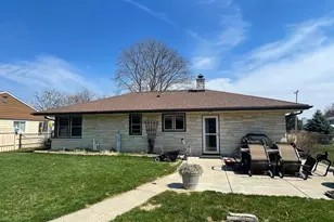 W240N6291 Maple Ave, Sussex, WI 53089 - Photo 5