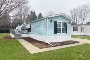 7801 88th St, Pleasant Prairie, WI 53158 - Photo 1