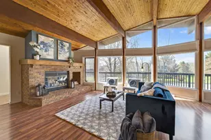 700 Reid Dr, Mount Horeb, WI 53572 - Photo 5