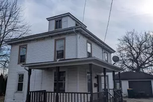 404 Stoughton Rd, Edgerton, WI 53534 - Photo 1