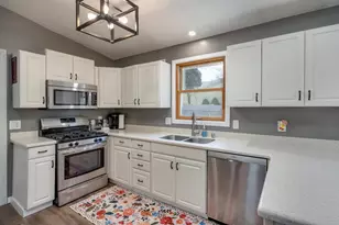 4709 Hamlet Pl, Madison, WI 53714 - Photo 7