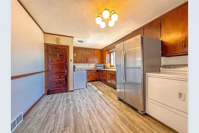 1609 Mary Street, Marinette, WI 54143 - Photo 7