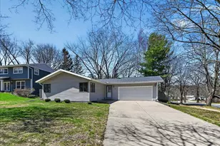 2502 Janie Ln, Madison, WI 53711 - Photo 43