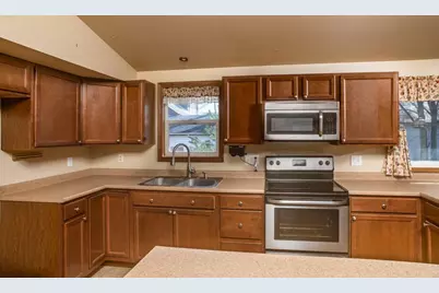 406 Cardinal Drive, Westfield, WI 53964 - Photo 15