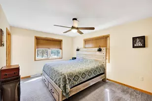 W8510 Lake Point Ct, Oxford, WI 53952 - Photo 35