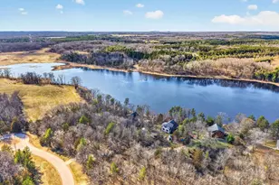 W8510 Lake Point Ct, Oxford, WI 53952 - Photo 13