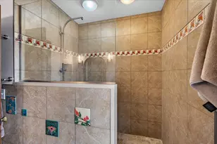 2121 W Lawn Ave, Madison, WI 53711 - Photo 23