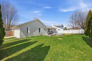 1510 N Wuthering Hills Dr, Janesville, WI 53546 - Photo 53