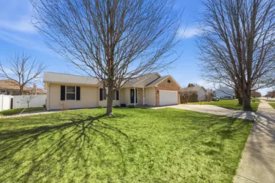 1510 N Wuthering Hills Drive, Janesville, WI 53546 - Photo 3