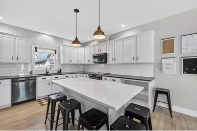 5885 Persimmon Drive, Fitchburg, WI 53711 - Photo 11