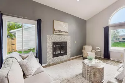 1014 Eric Lane, Waunakee, WI 53597 - Photo 5