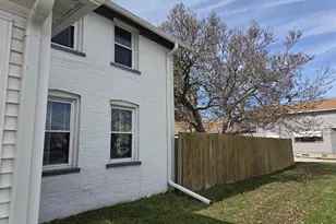 600 N 4th St, Watertown, WI 53098 - Photo 11