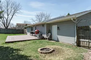 918 Rainbow Dr, Milton, WI 53563 - Photo 5