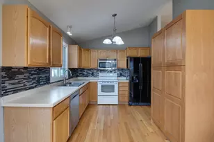 N6563 English Settlement Rd, Albany, WI 53502 - Photo 17