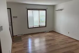 44 N Lakewood Gardens Ln, Madison, WI 53704 - Photo 3