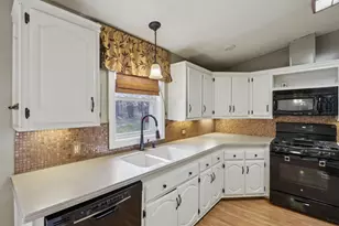 E11453 Bunker Dr, Delton, WI 53913 - Photo 21