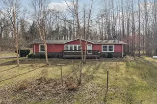 E11453 Bunker Dr, Delton, WI 53913 - Photo 3