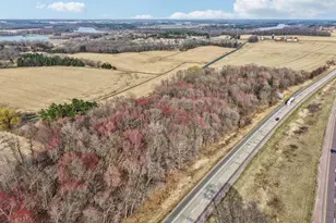 E11453 Bunker Dr, Delton, WI 53913 - Photo 73