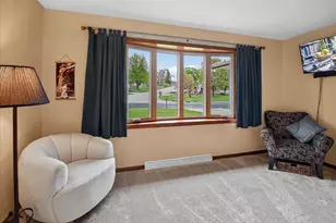 508 Woodvale Dr, DeForest, WI 53532 - Photo 7