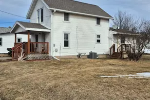 629 Stelting St, Sparta, WI 54656 - Photo 3