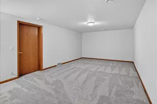 957 Chandler Ln, Sun Prairie, WI 53590 - Photo 41