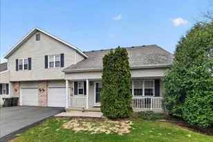 957 Chandler Ln, Sun Prairie, WI 53590 - Photo 1