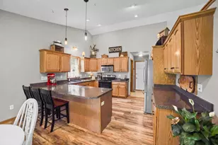 640 S 6th St, Janesville, WI 53536 - Photo 25