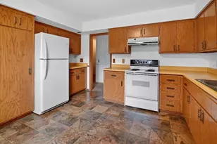 1005 W South St, Stoughton, WI 53589 - Photo 9