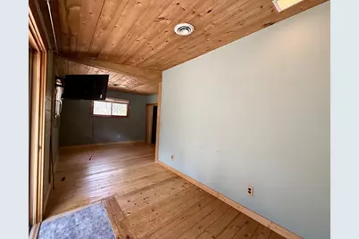 E2552 Porter Road, Lone Rock, WI 53556 - Photo 7