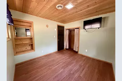 E2552 Porter Road, Lone Rock, WI 53556 - Photo 11