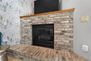 304 Westridge Pkwy, Verona, WI 53593 - Photo 7