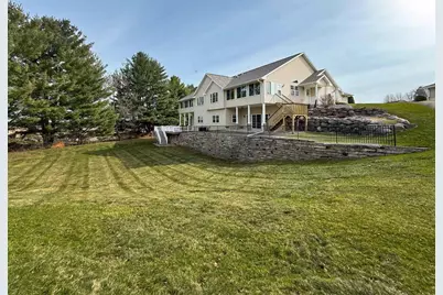 128 Summit Court, Columbus, WI 53925 - Photo 3