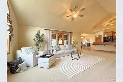 128 Summit Court, Columbus, WI 53925 - Photo 7