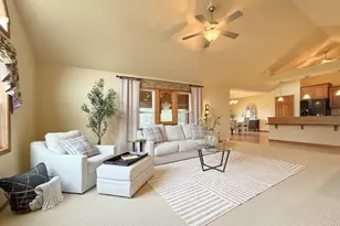 128 Summit Ct, Columbus, WI 53925 - Photo 7