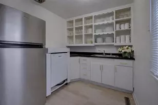 1736 Chapman Ave, Beloit, WI 53511 - Photo 3