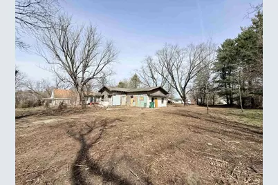 3230 S Oakhill Avenue, Janesville, WI 53546 - Photo 3