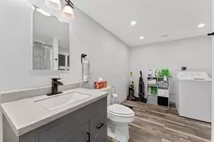 835 12th St, Baraboo, WI 53913 - Photo 33