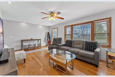 835 12th Street, Baraboo, WI 53913 - Photo 5