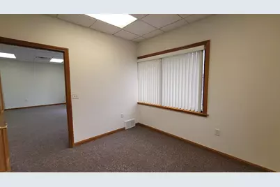 464 S Hickory Street #C, Fond du Lac, WI 54935 - Photo 11